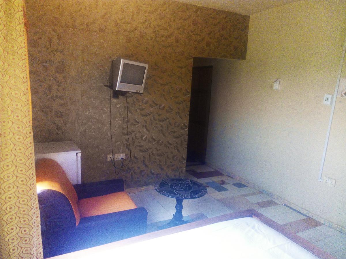 Open Space Hotel Kumasi Exterior foto